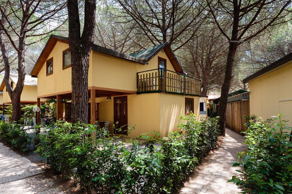 Arcobaleno Village Marina Di Bibbona Habitación foto